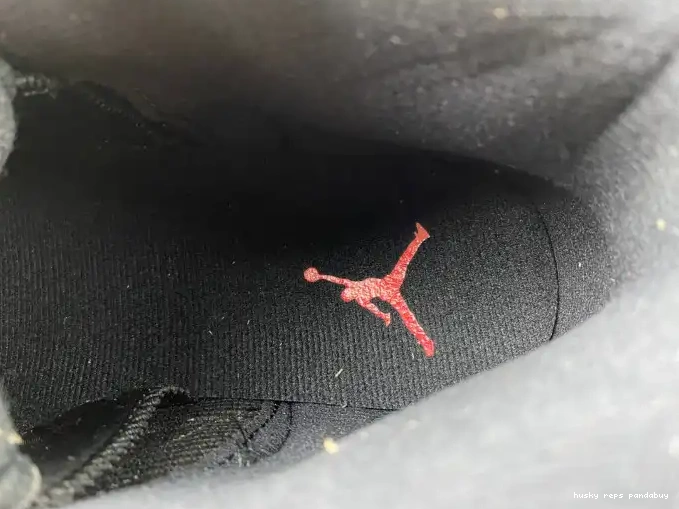 Rep Husky (2016) Retro 12 130690-002 Game Jordan Flu 0428